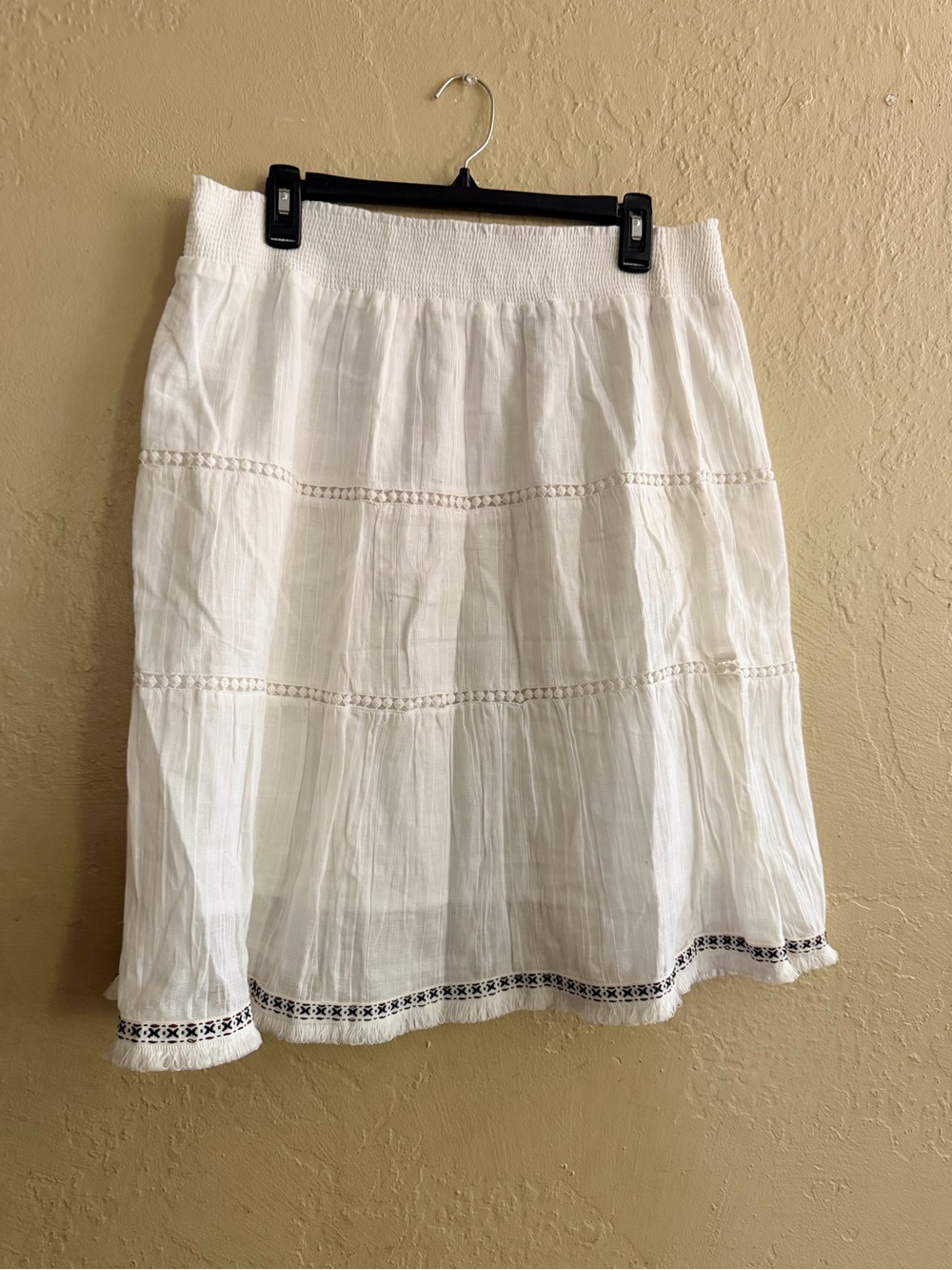 Studio West White Tiered Cotton Skirt with Crochet Trim